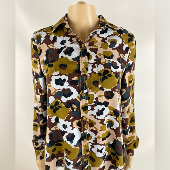 beachlunchlounge Tops - Beach Lunch Lounge Blouse, Long Sleeves, Women's Size S/P, Camouflage Pattern